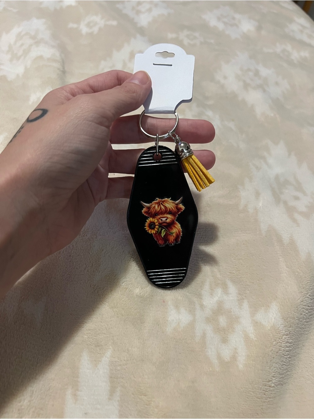 Highland Cow Keychain 🌻 - Picture 2 of 4